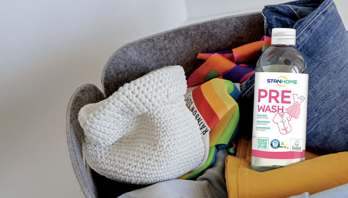 <p><strong>Elimina efficacemente anche le macchie più difficili</strong></p>