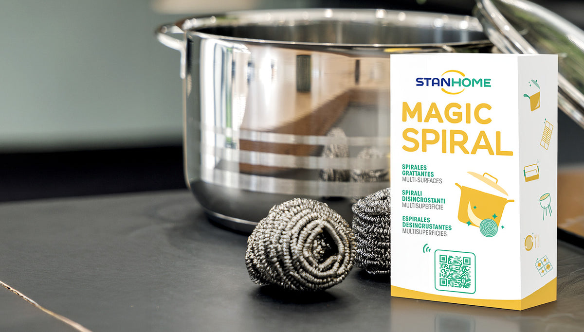 <p><strong>Pulisce, strofina e rimuove le incrostazioni più tenaci</strong></p>